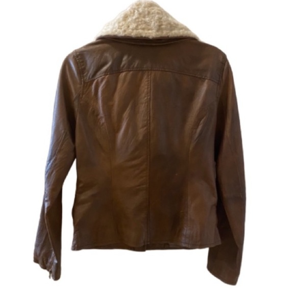 BB Dakota Leather Shearling Jacket with removable Shearling Collar. - Picture 3 of 16
